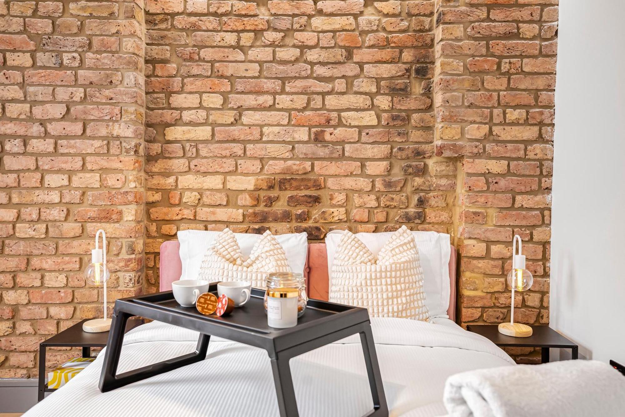 Stylish Modern Apartments By Livestay Short Lets & Serviced Accommodation London Nw6 Exterior photo