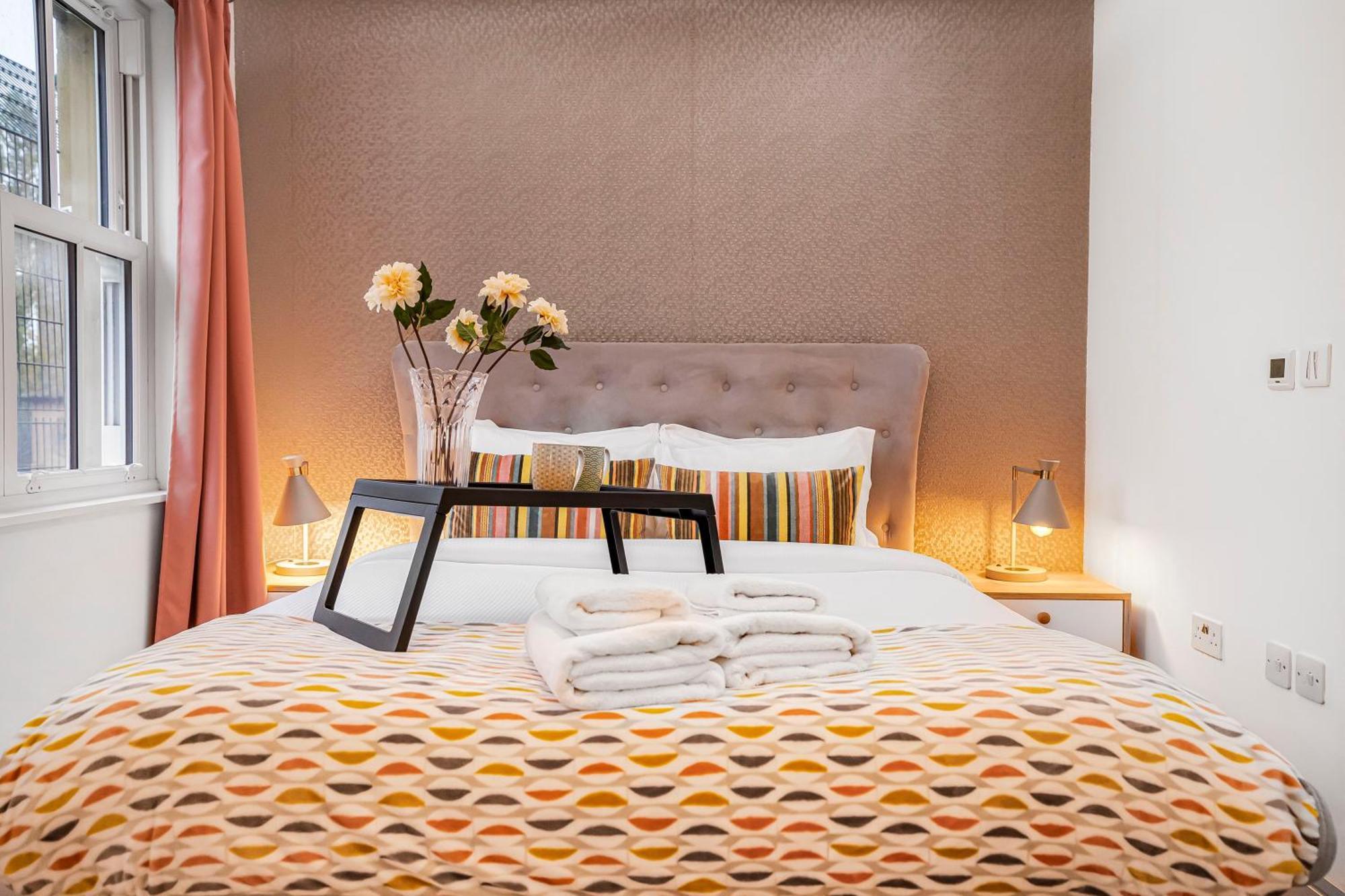 Stylish Modern Apartments By Livestay Short Lets & Serviced Accommodation London Nw6 Exterior photo